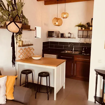 Bodega Botanica - Shared Pool - Central Island Location - 10 Mins Drive To Famara And La Santa Tiagua Buitenkant foto