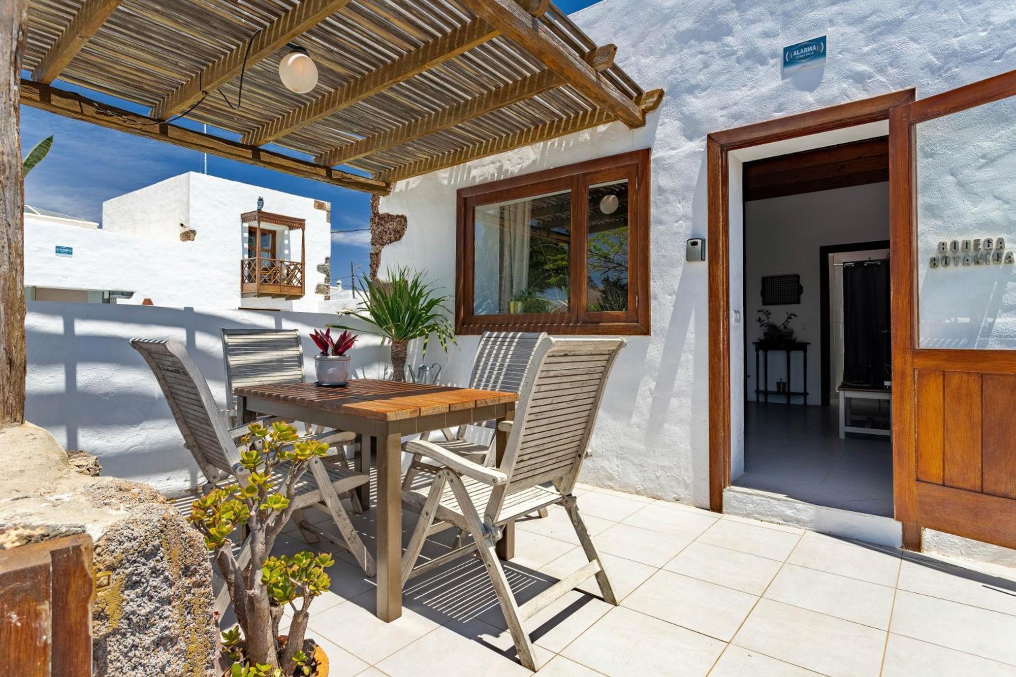 Appartement Bodega Botanica - Shared Pool - Island Location - 10 Mins Drive To Famara And La Santa Tiagua